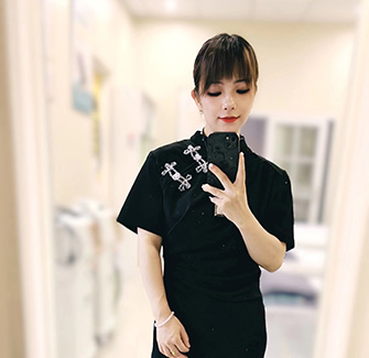 程女士